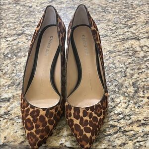 Gianni Bini Brown Leopard Print Heels